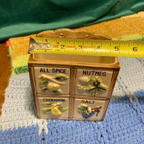 Ceramic Wall Pocket Spice Graphics Kitchen Vintage Kitschy Organizer - Picture 14 of 14